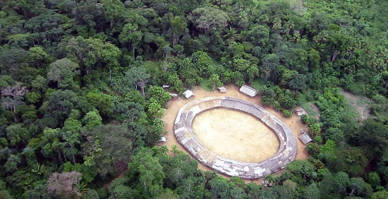 Yanomami kabile shabono