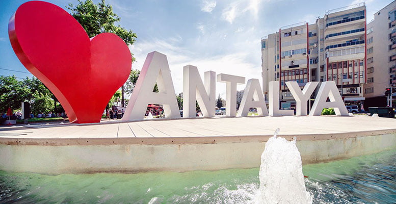 Antalya Nasıl Bir Şehir?