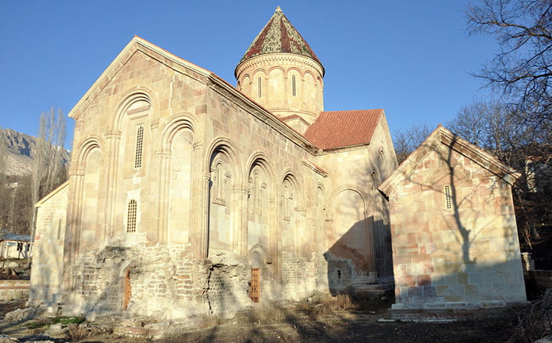 Artvin Gezilecek Yerler 17 Artvin Kanlı Kilise