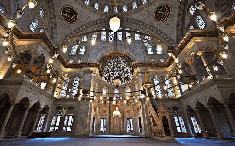 nuruosmaniye camii